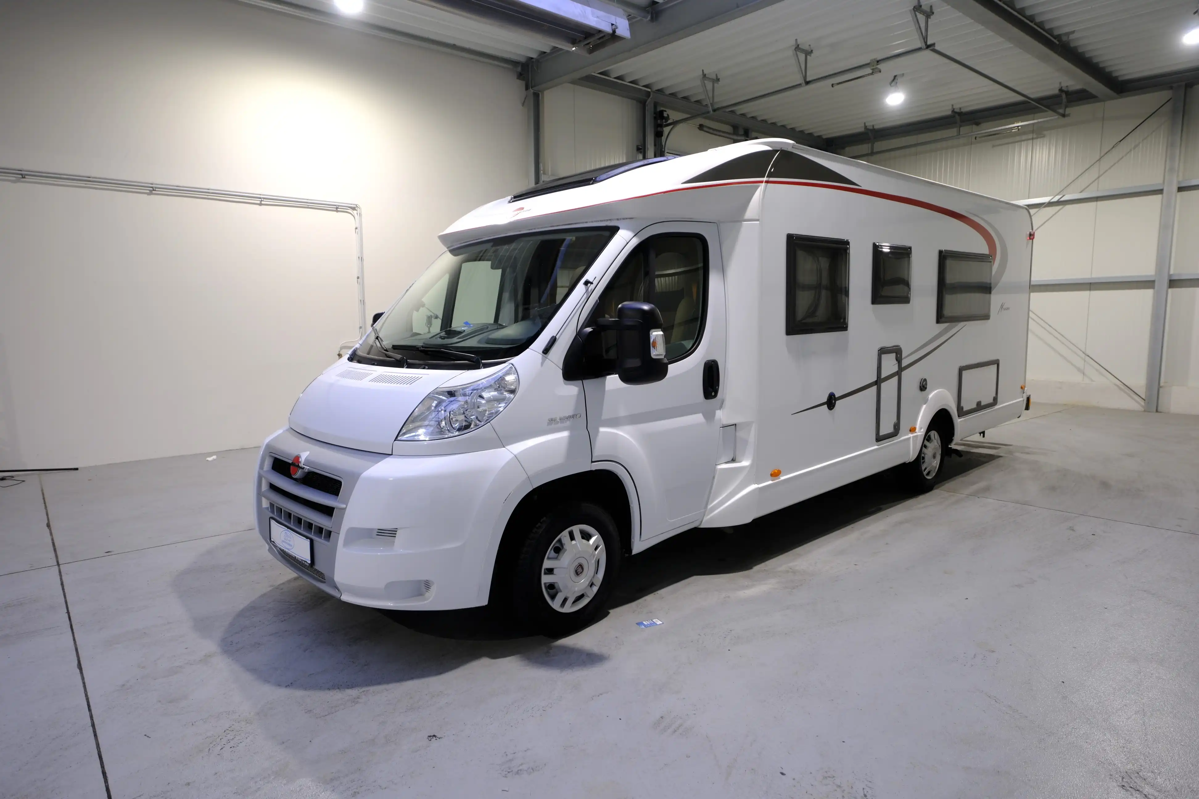 BUERSTNER Nexxo T 720